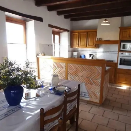 House Gorpulania 35 Arbonne